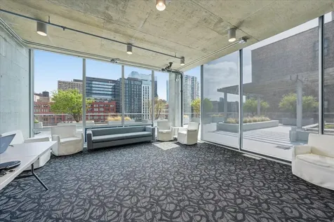611 South Wells Street Chicago IL 60607