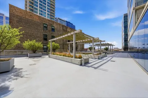 611 South Wells Street Chicago IL 60607