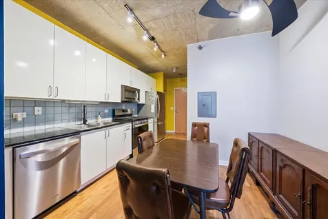 611 South Wells Street Chicago IL 60607