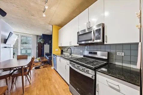 611 South Wells Street Chicago IL 60607