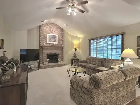 601 Lisson New Lenox IL 60451