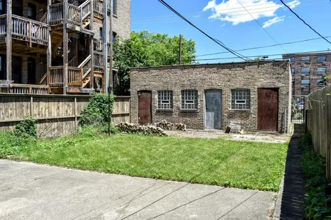 2251 North Sawyer Avenue Chicago IL 60647