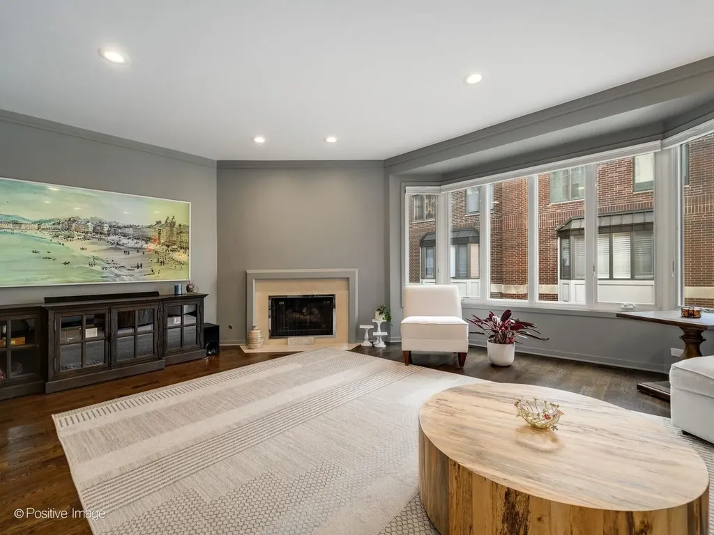 1740 North Clark Street Chicago IL 60614