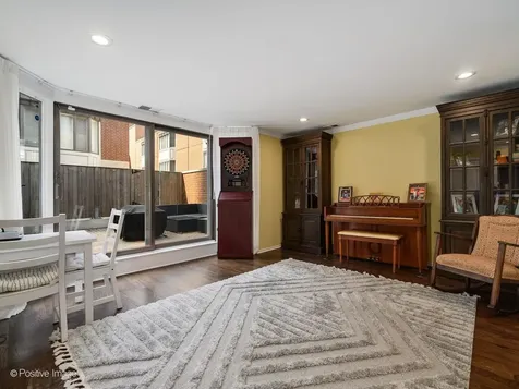 1740 North Clark Street Chicago IL 60614