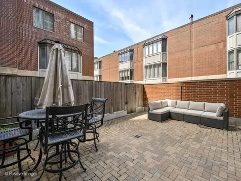 1740 North Clark Street Chicago IL 60614