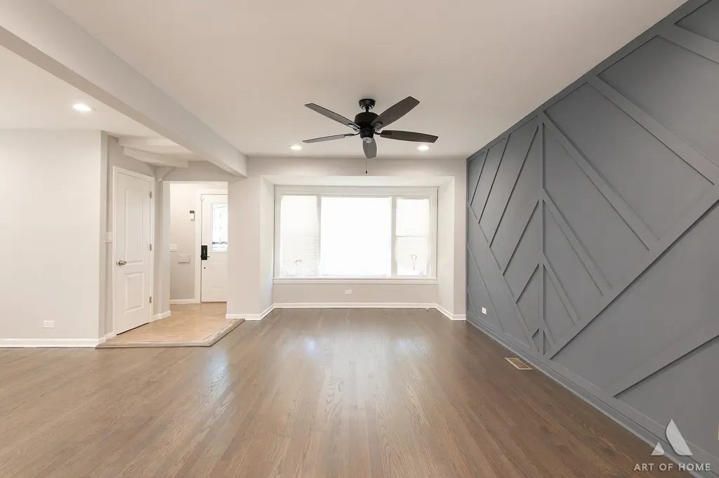 8743 South Constance Avenue Chicago IL 60617