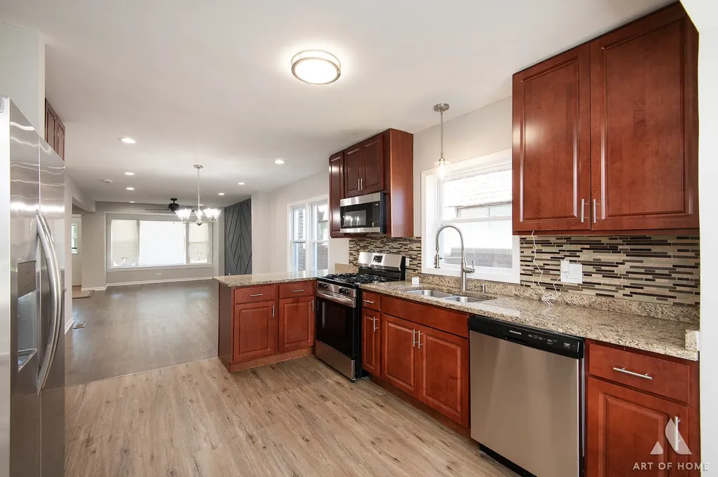 8743 South Constance Avenue Chicago IL 60617
