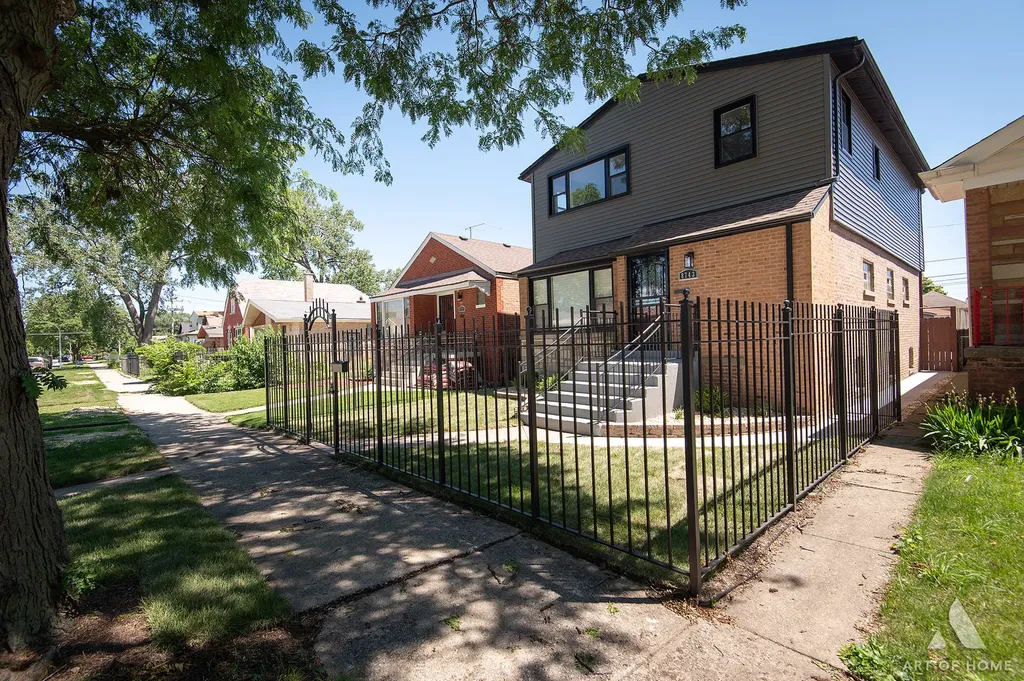 8743 South Constance Avenue Chicago IL 60617