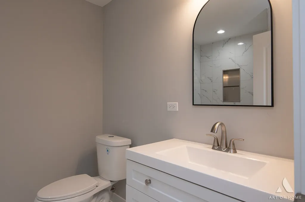 8743 South Constance Avenue Chicago IL 60617