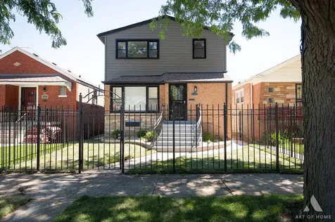8743 South Constance Avenue Chicago IL 60617