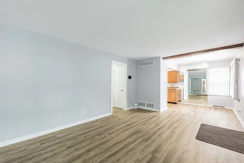 279 Paxton Avenue Calumet City IL 60409
