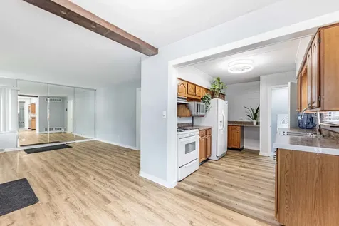 279 Paxton Avenue Calumet City IL 60409