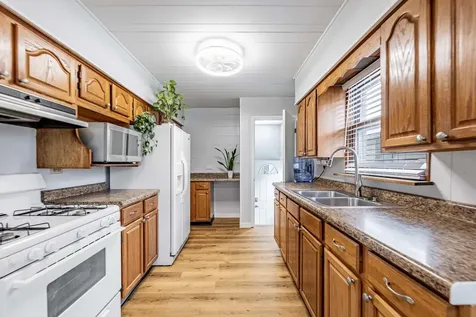 279 Paxton Avenue Calumet City IL 60409