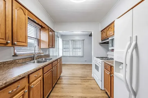 279 Paxton Avenue Calumet City IL 60409