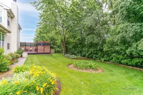 4501 West Westchester Lane Libertyville IL 60048