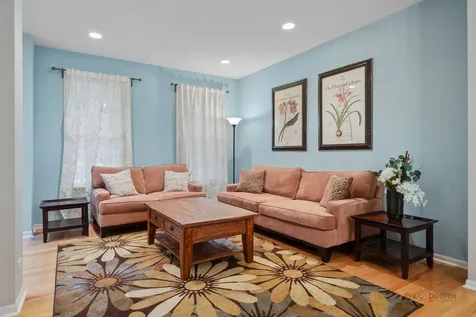4501 West Westchester Lane Libertyville IL 60048