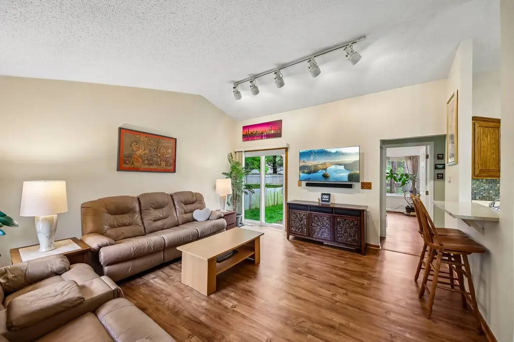 356 Westbrook Circle Naperville IL 60565