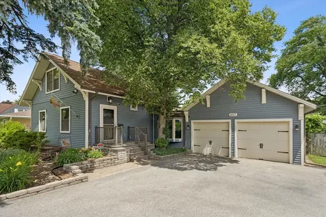 207 North Main Street Mount Prospect IL 60056