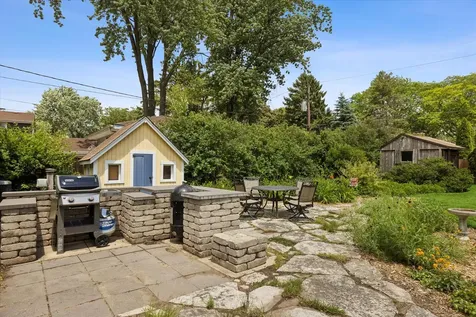 207 North Main Street Mount Prospect IL 60056