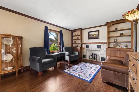 207 North Main Street Mount Prospect IL 60056