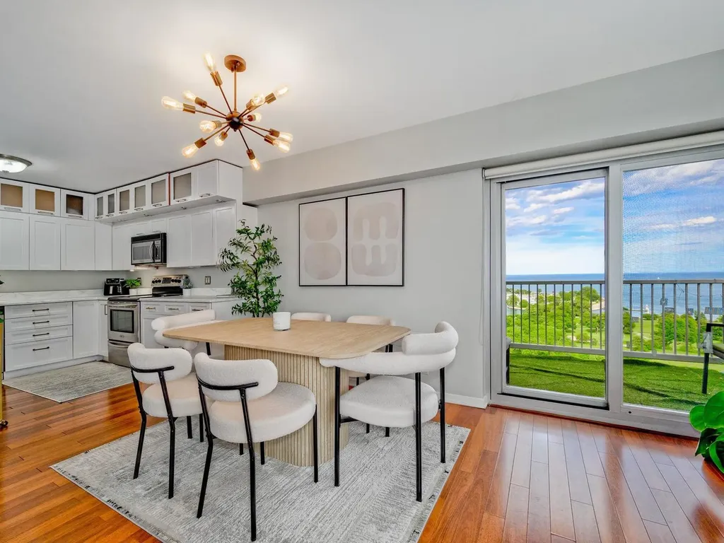 4250 North Marine Drive Chicago IL 60613