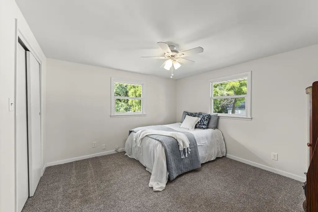 237 East North Street Lockport IL 60441