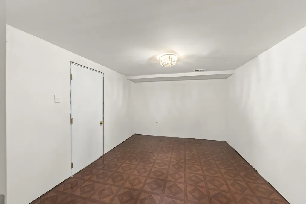 237 East North Street Lockport IL 60441