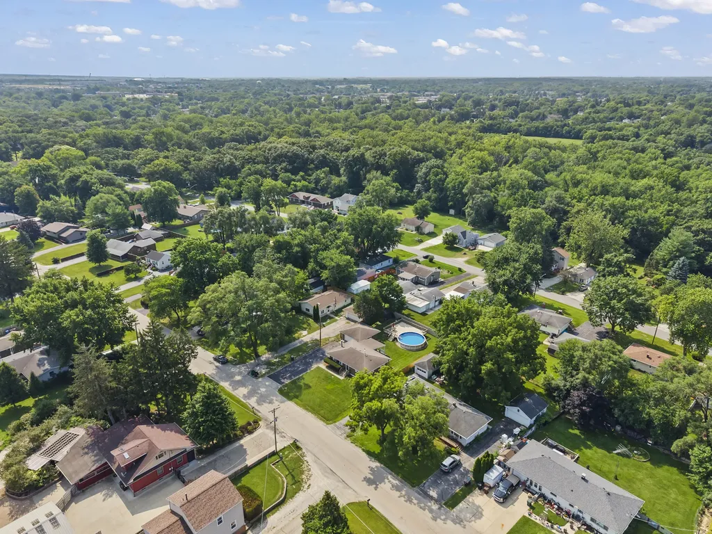 237 East North Street Lockport IL 60441