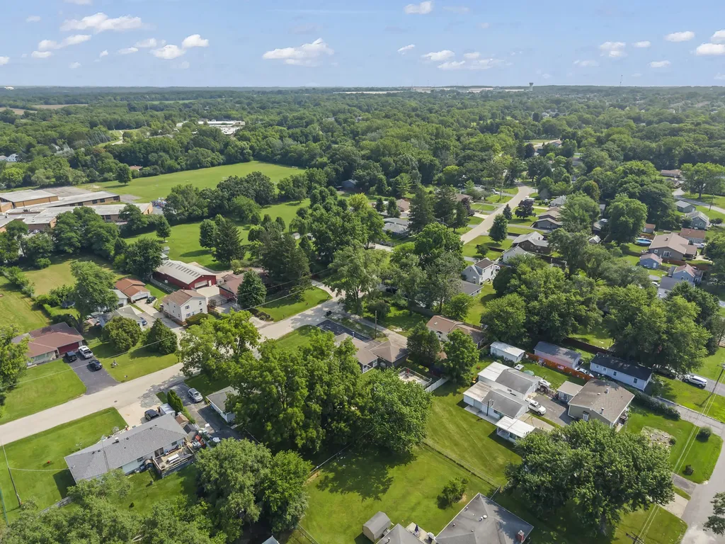 237 East North Street Lockport IL 60441