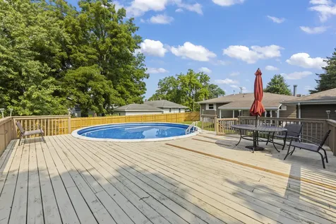 237 East North Street Lockport IL 60441