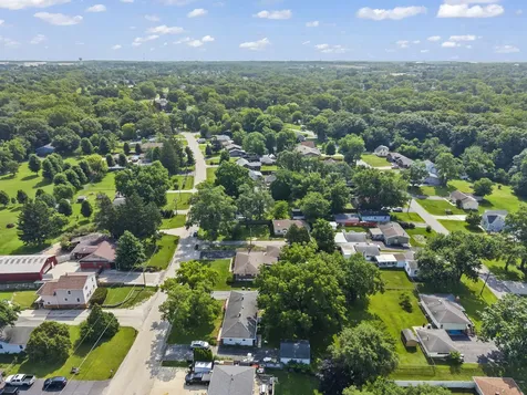237 East North Street Lockport IL 60441