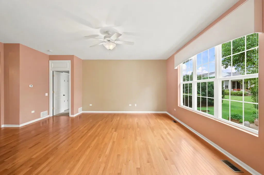 11923 Harrison Road Huntley IL 60142