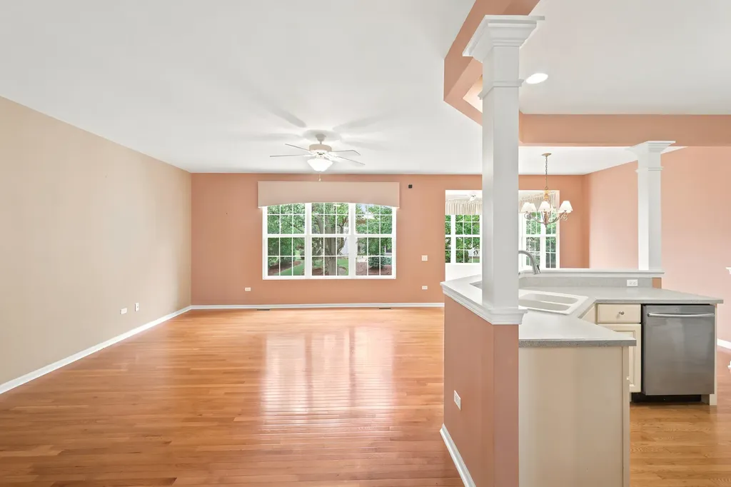 11923 Harrison Road Huntley IL 60142
