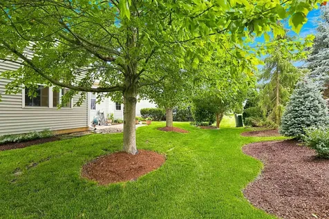 11923 Harrison Road Huntley IL 60142