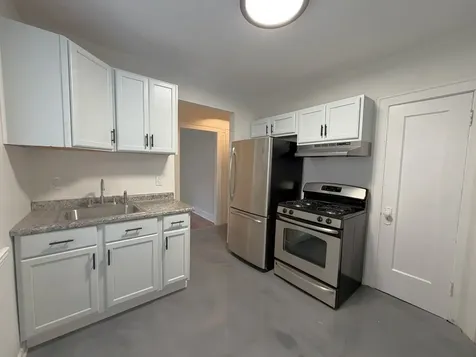 6749 South Peoria Street Chicago IL 60621