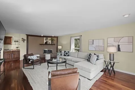 26 Brandywine Road South Barrington IL 60010