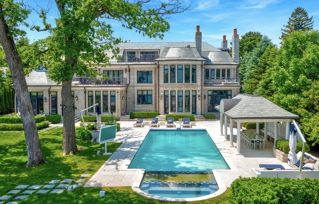 319 Sheridan Road Winnetka IL 60093