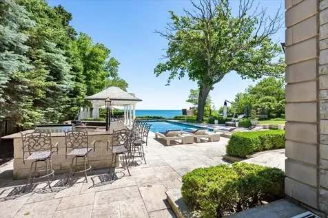 319 Sheridan Road Winnetka IL 60093