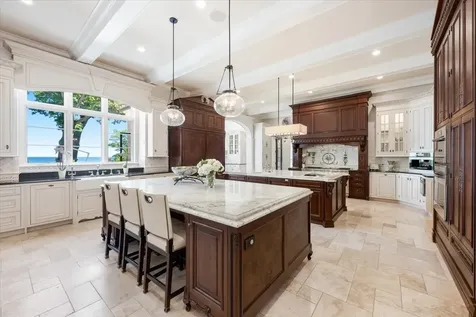 319 Sheridan Road Winnetka IL 60093
