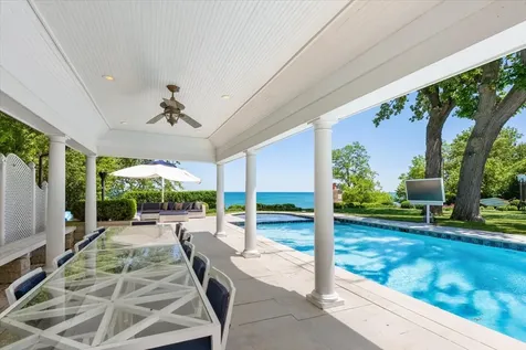 319 Sheridan Road Winnetka IL 60093