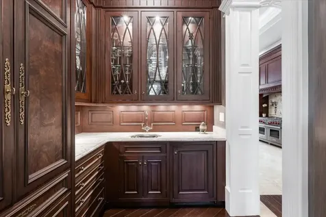 319 Sheridan Road Winnetka IL 60093