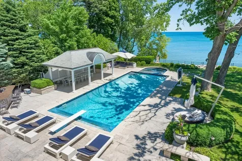 319 Sheridan Road Winnetka IL 60093