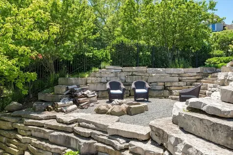 319 Sheridan Road Winnetka IL 60093