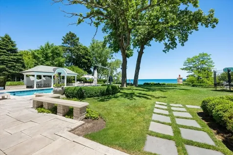 319 Sheridan Road Winnetka IL 60093