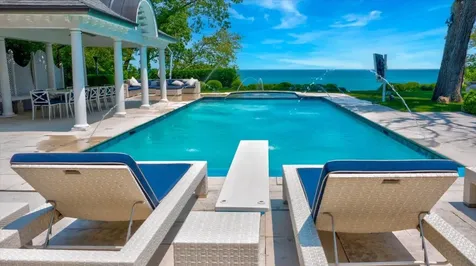 319 Sheridan Road Winnetka IL 60093