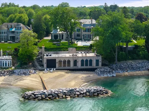 319 Sheridan Road Winnetka IL 60093