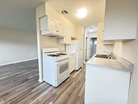 575 Berry Avenue Grayslake IL 60030