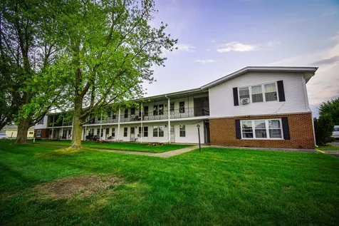 575 Berry Avenue Grayslake IL 60030