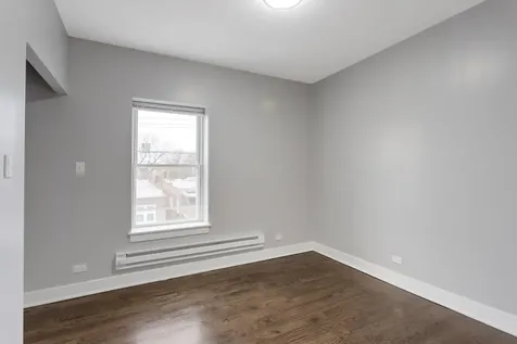 8022 South Ellis Avenue Chicago IL 60619