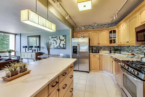 2800 North Lake Shore Drive Chicago IL 60657